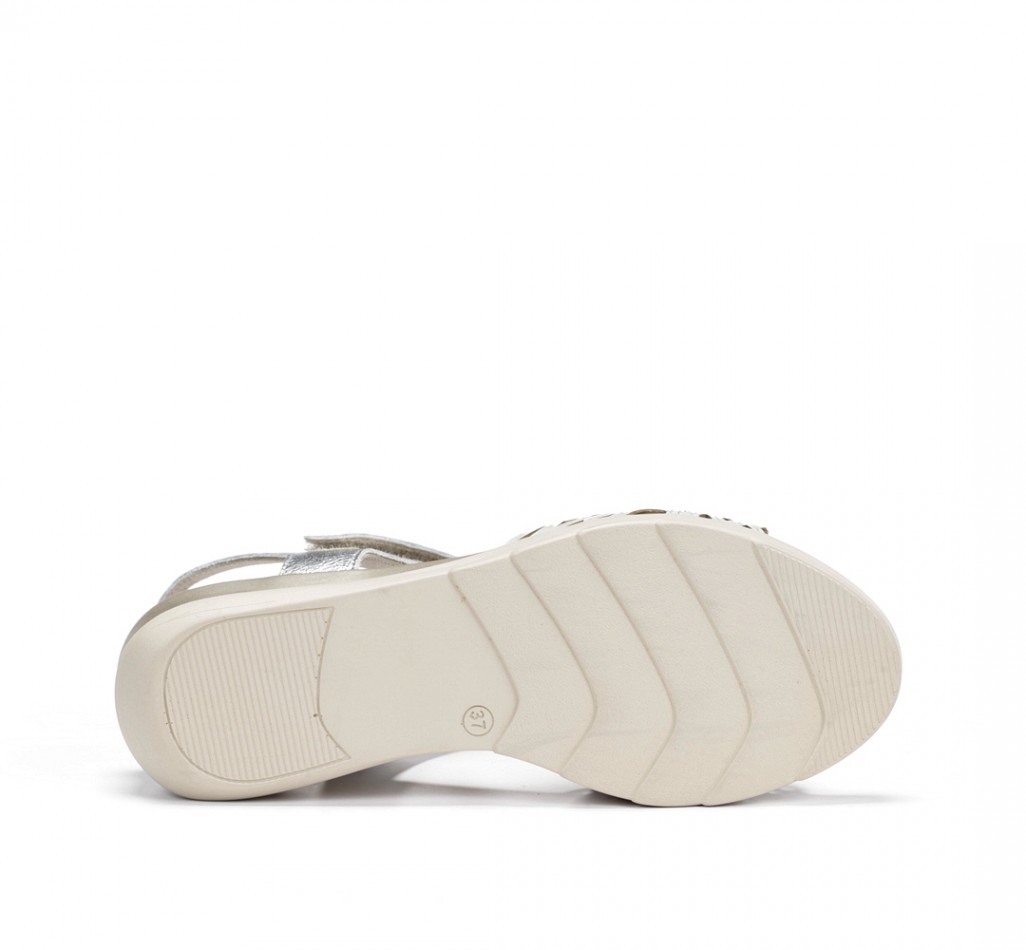 OBI F0450 Weißer Sandale
