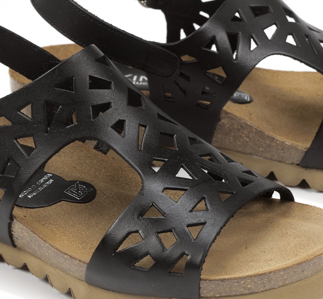SUMMER D8156 Schwarzes sandal.