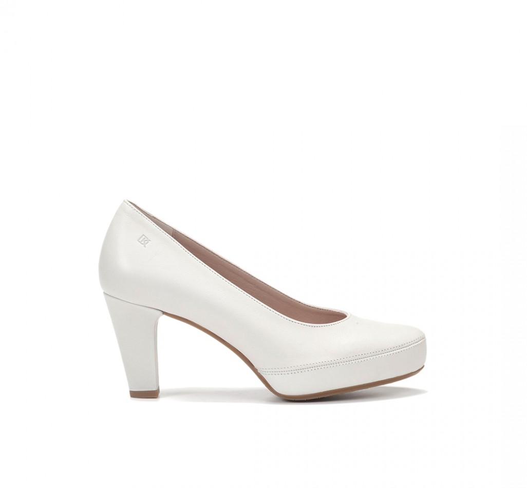 BLESA D5794 White-Heeled Shoe
